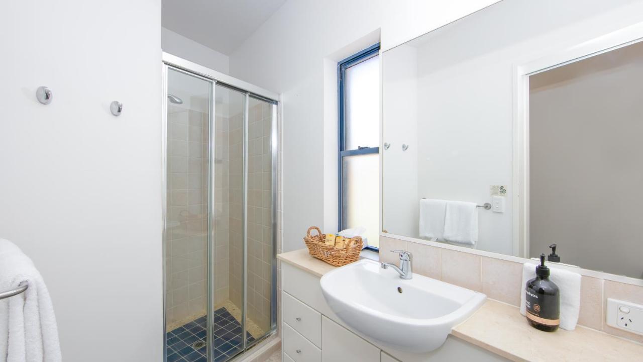 Yamba Beach Motel Bagian luar foto