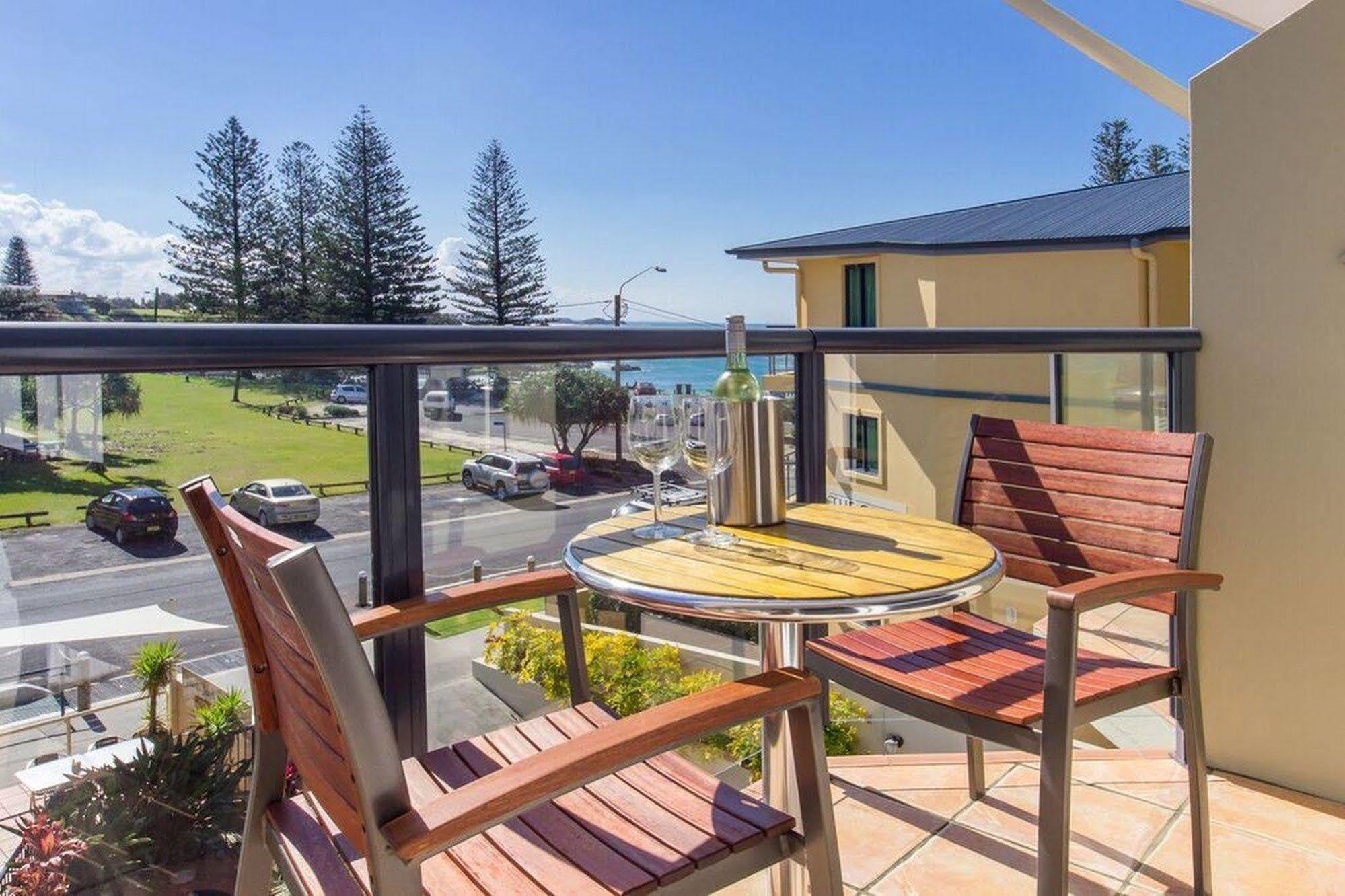 Yamba Beach Motel Bagian luar foto