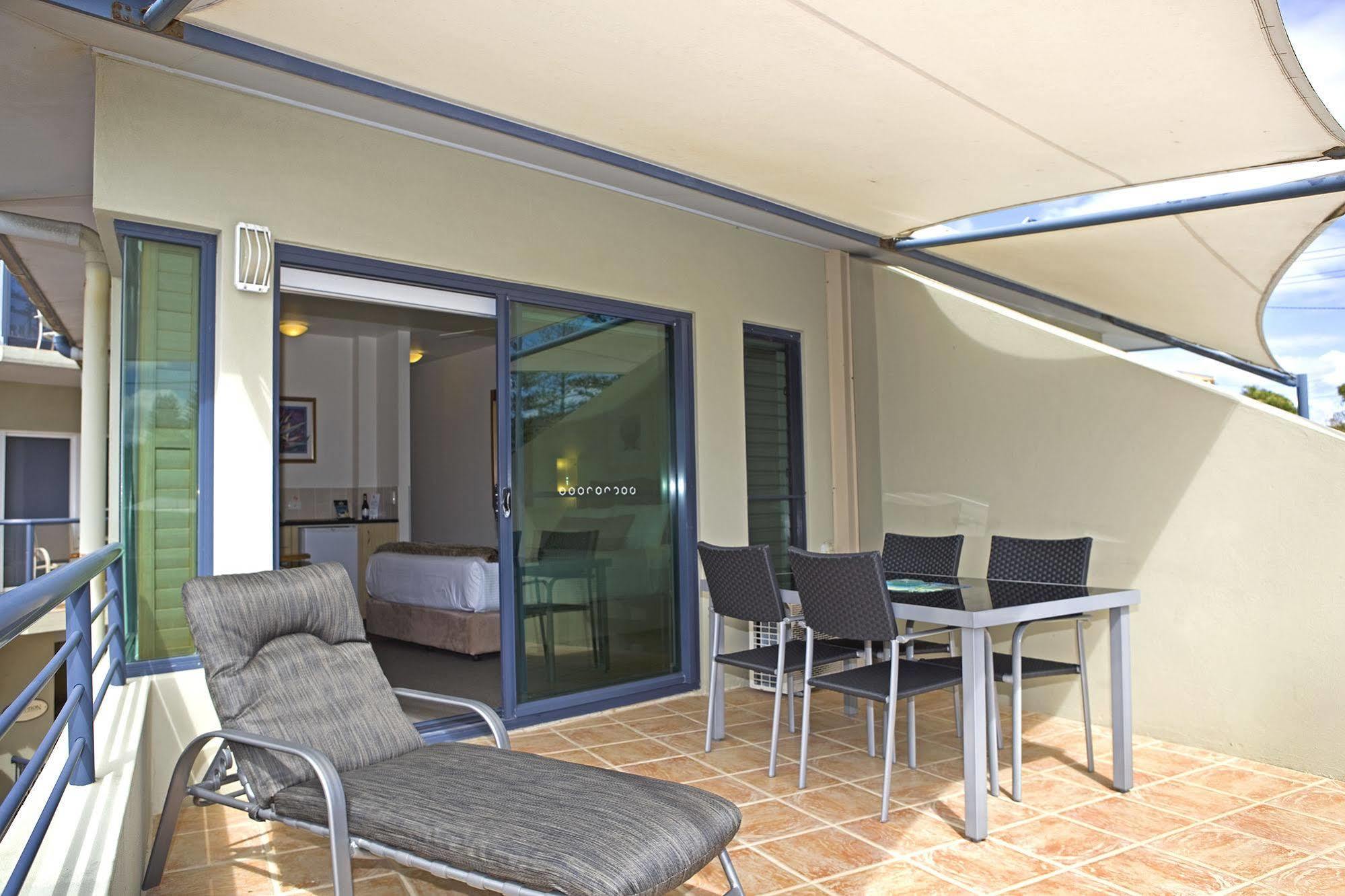 Yamba Beach Motel Bagian luar foto