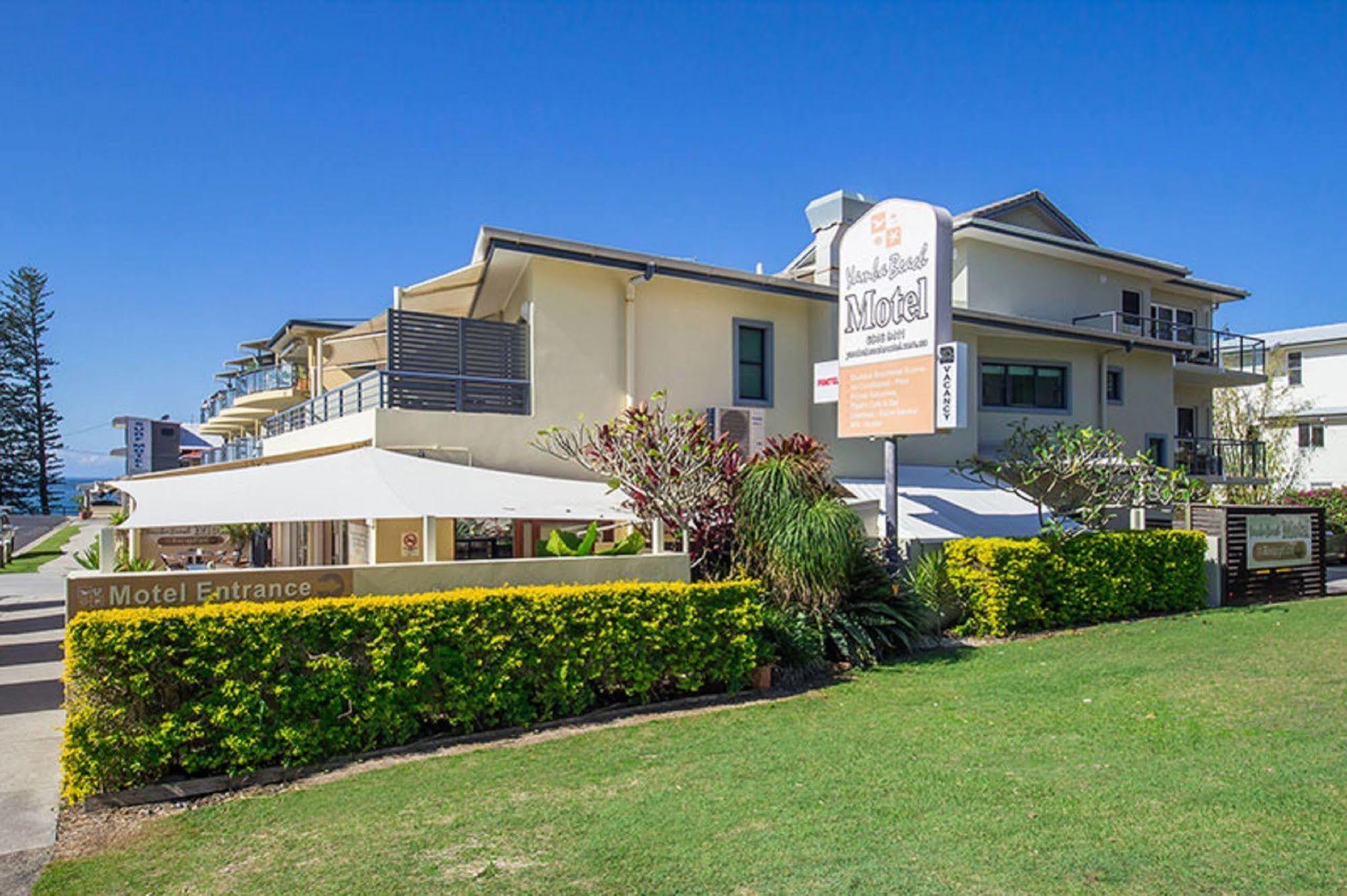 Yamba Beach Motel Bagian luar foto